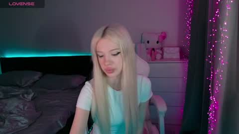 Snapshot of lana_parkerxx chatting on 7, 7, 2026 lana_parkerxx online show from 7, 7, 2026