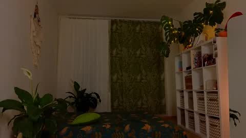 Lana online show from 14, 2, 2025