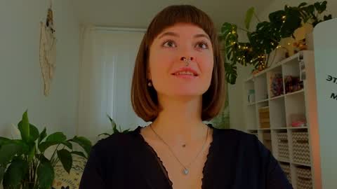 Lana online show from 26, 2, 2025