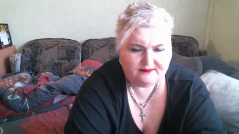 Snapshot of lanacat555 chatting on 5, 3, 2025 lanacat555 online show from 5, 3, 2025