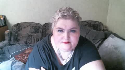 Snapshot of lanacat555 chatting on 7, 3, 2025 lanacat555 online show from 7, 3, 2025