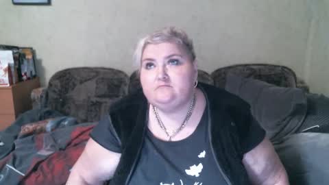 Snapshot of lanacat555 chatting on 9, 3, 2025 lanacat555 online show from 9, 3, 2025