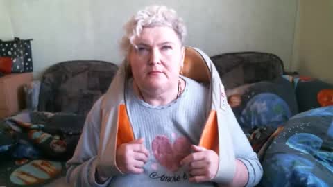 Snapshot of lanacat555 chatting on 13, 10, 2025 lanacat555 online show from 13, 10, 2025