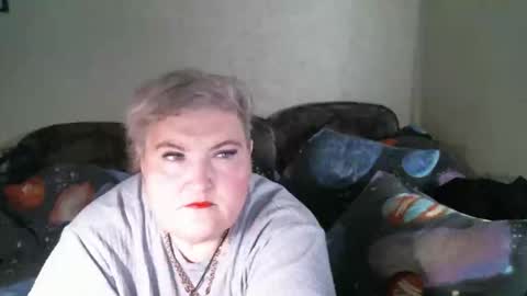 lanacat555 online show from 15, 4, 2026