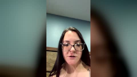 lanacolleen online show from 2, 2, 2026