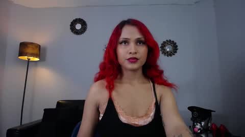Snapshot of lanadoux_ chatting on 1, 12, 2024 Mistress Lana online show from 1, 12, 2024