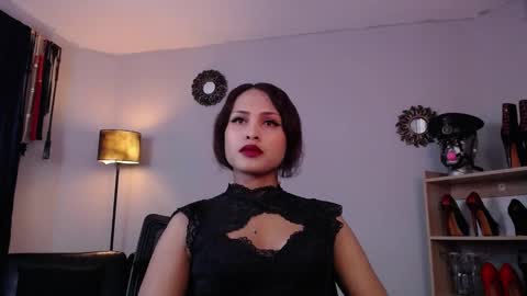 Snapshot of lanadoux_ chatting on 27, 2, 2025 Mistress Lana online show from 27, 2, 2025