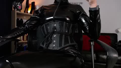 Snapshot of lanadoux_ chatting on 18, 9, 2025 Mistress Lana online show from 18, 9, 2025