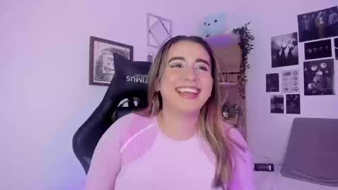 lanaherondale_ online show from 18, 9, 2025