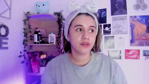 lanaherondale_ online show from 21, 9, 2025