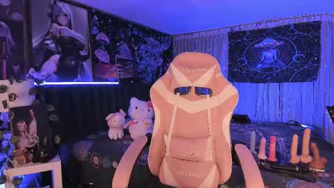 L A N A  online show from 24, 2, 2025