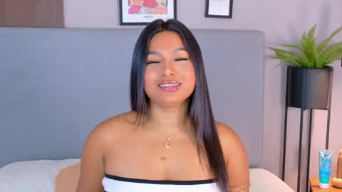 Snapshot of lanarozz chatting on 15, 5, 2026 Lana online show from 15, 5, 2026