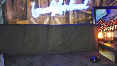 Snapshot of lancehardwood222 chatting on 23, 9, 2025 LANCE online show from 23, 9, 2025