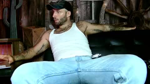 Snapshot of lancehardwood222 chatting on 13, 6, 2026 LANCE online show from 13, 6, 2026