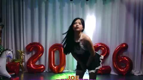 Snapshot of lankwaifong_cindy chatting on 5, 2, 2026 lankwaifong_cindy online show from 5, 2, 2026