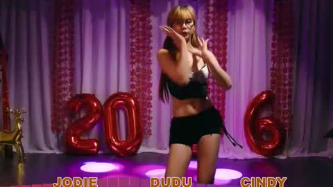 Snapshot of lankwaifong_cindy chatting on 2, 3, 2026 lankwaifong_cindy online show from 2, 3, 2026