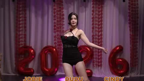 Snapshot of lankwaifong_cindy chatting on 17, 3, 2026 lankwaifong_cindy online show from 17, 3, 2026