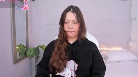Snapshot of lanna_18_ chatting on 24, 4, 2026 Lanna online show from 24, 4, 2026