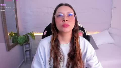 Snapshot of lanna_18_ chatting on 18, 5, 2026 Lanna online show from 18, 5, 2026
