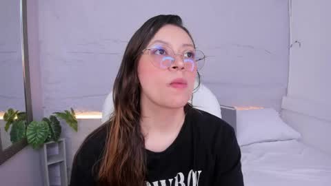 Snapshot of lanna_18_ chatting on 19, 5, 2026 Lanna online show from 19, 5, 2026