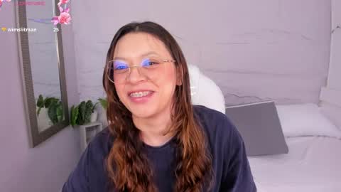 Snapshot of lanna_18_ chatting on 21, 5, 2026 Lanna online show from 21, 5, 2026