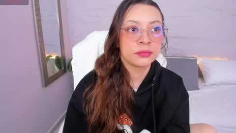 Snapshot of lanna_18_ chatting on 28, 5, 2026 Lanna online show from 28, 5, 2026