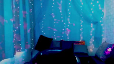 LANNIE   online show from 4, 3, 2026