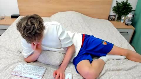 Fandi online show from 20, 12, 2024