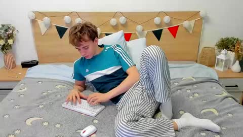 Fandi online show from 6, 3, 2025