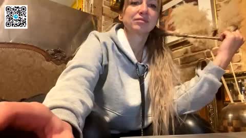 Olena online show from 7, 11, 2025