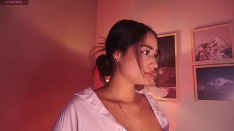 Lara Madisson online show from 17, 7, 2026