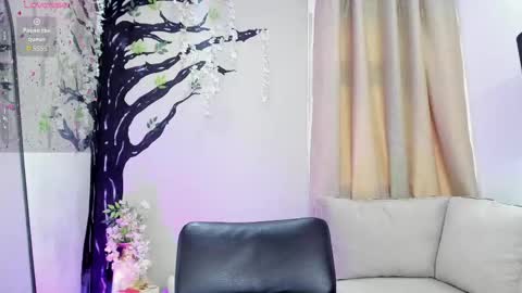      700  200   online show from 4, 10, 2025