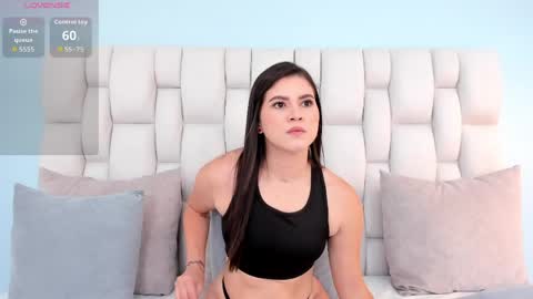 Lara Sweet online show from 31, 3, 2026