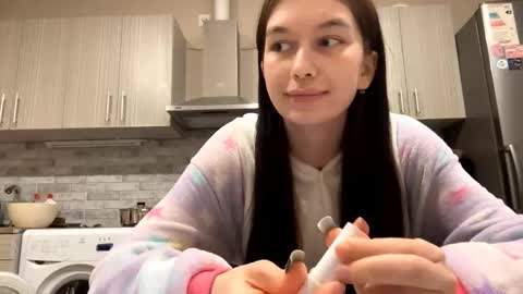 lara online show from 11, 3, 2026