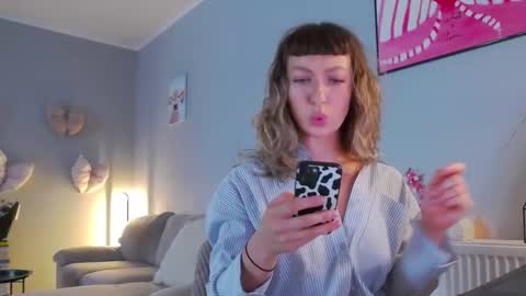 Snapshot of larakanes chatting on 29, 9, 2025 LaraKanes online show from 29, 9, 2025