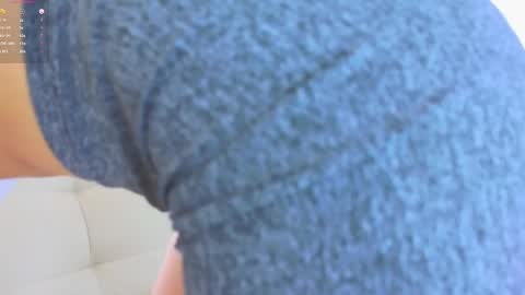 Snapshot of laralane_ chatting on 9, 2, 2025 Lara online show from 9, 2, 2025