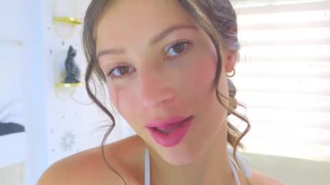 Snapshot of laralane_ chatting on 26, 2, 2025 Lara online show from 26, 2, 2025