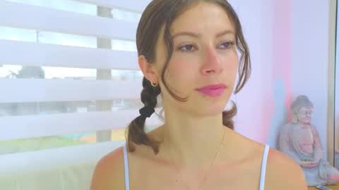 Snapshot of laralane_ chatting on 8, 3, 2025 Lara online show from 8, 3, 2025