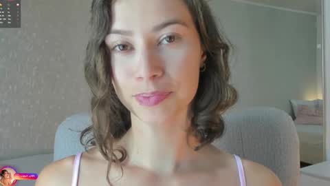 Snapshot of laralane_ chatting on 10, 9, 2025 Lara online show from 10, 9, 2025