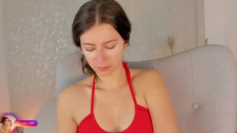 Snapshot of laralane_ chatting on 1, 11, 2025 Lara online show from 1, 11, 2025