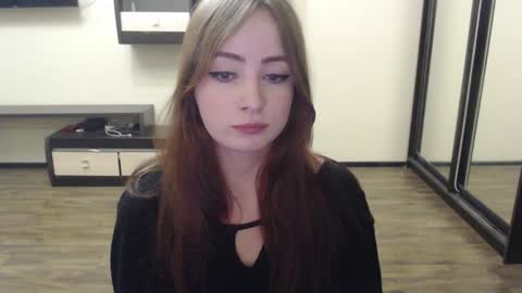 Snapshot of laralianna chatting on 11, 12, 2024 Laralianna online show from 11, 12, 2024