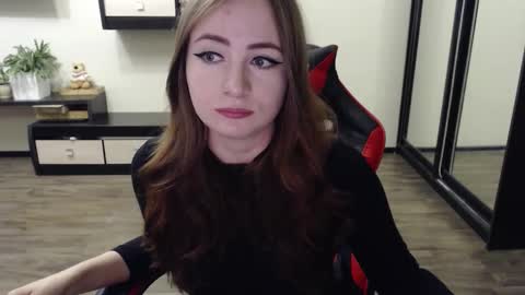 Snapshot of laralianna chatting on 22, 9, 2025 Laralianna online show from 22, 9, 2025