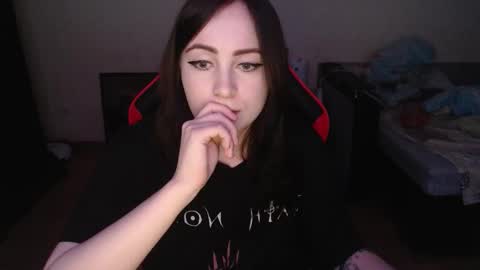 Laralianna online show from 17, 12, 2025