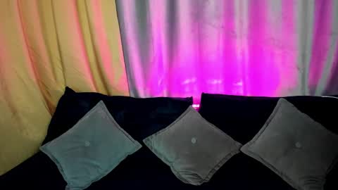 MY NAME IS LILY online show from 5, 2, 2025