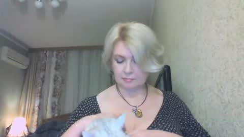 laramrs online show from 3, 12, 2025