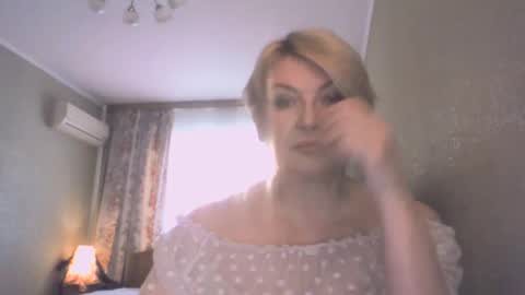 laramrs online show from 21, 4, 2026