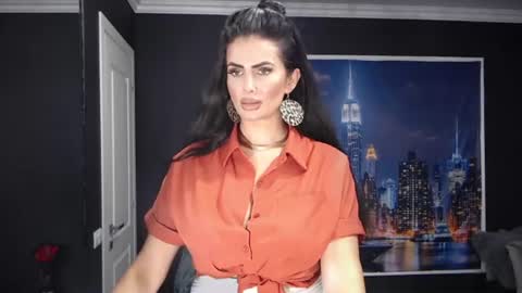 laras_moans online show from 19, 7, 2026
