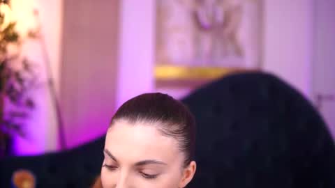 Snapshot of larasynn chatting on 29, 10, 2025 Lara online show from 29, 10, 2025