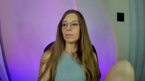 Snapshot of larawintersxxx chatting on 30, 10, 2025 larawintersxxx online show from 30, 10, 2025