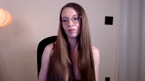 Snapshot of larawintersxxx chatting on 15, 7, 2026 larawintersxxx online show from 15, 7, 2026